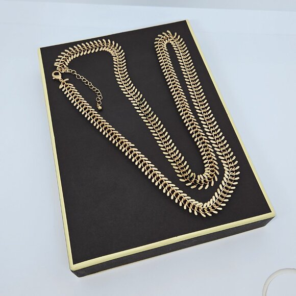 H&M Gold Tone Chain Fish Bone Necklace - Picture 4 of 8